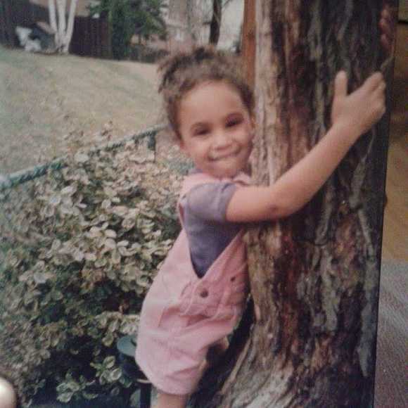 Meet your Posher, Chaya - Picture 1 of 1